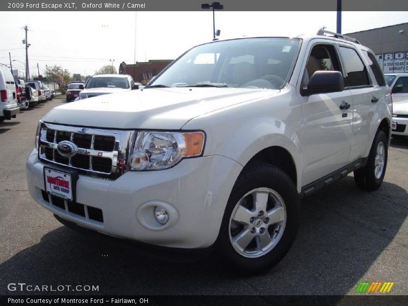 Oxford White / Camel 2009 Ford Escape XLT