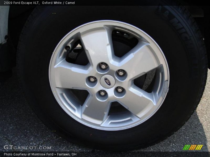 Oxford White / Camel 2009 Ford Escape XLT
