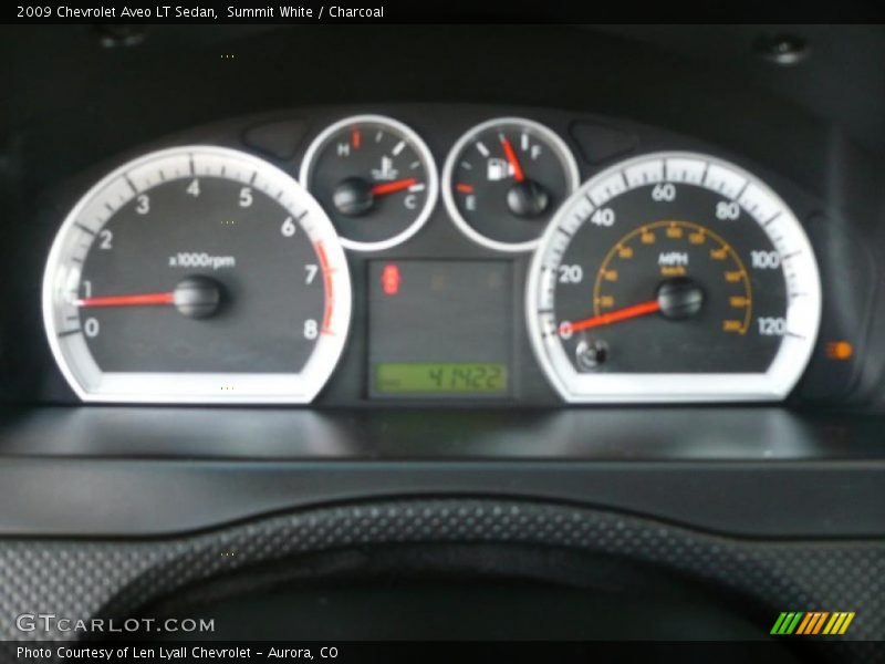 Summit White / Charcoal 2009 Chevrolet Aveo LT Sedan