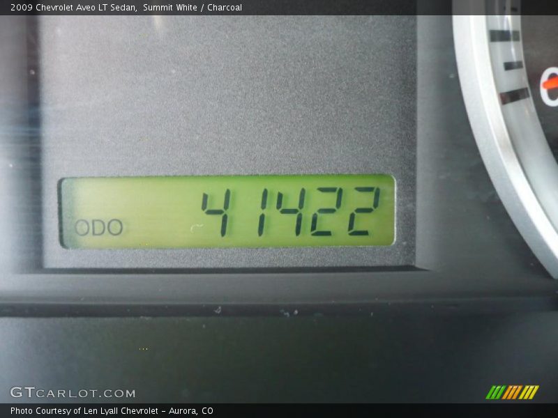 Summit White / Charcoal 2009 Chevrolet Aveo LT Sedan