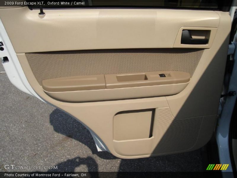Oxford White / Camel 2009 Ford Escape XLT