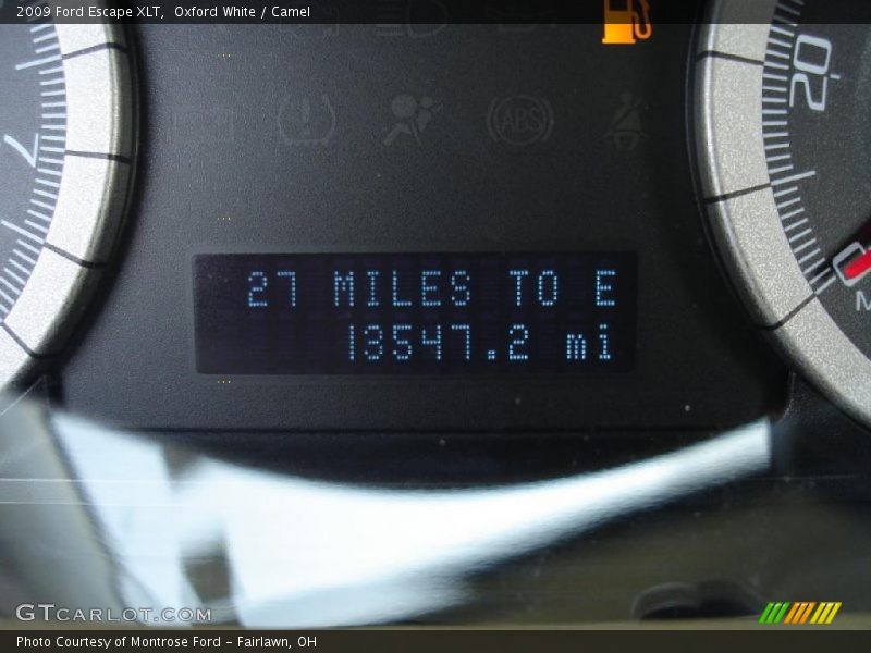 Oxford White / Camel 2009 Ford Escape XLT