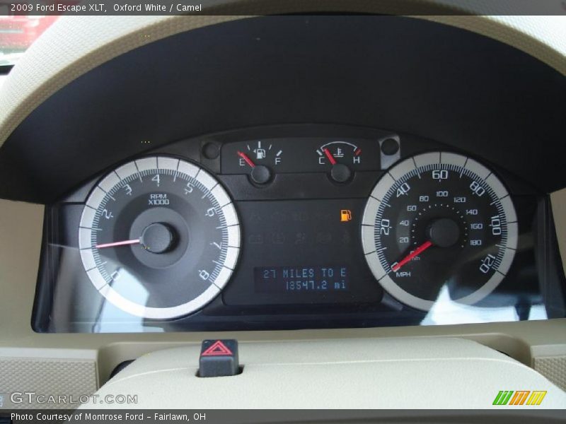 Oxford White / Camel 2009 Ford Escape XLT
