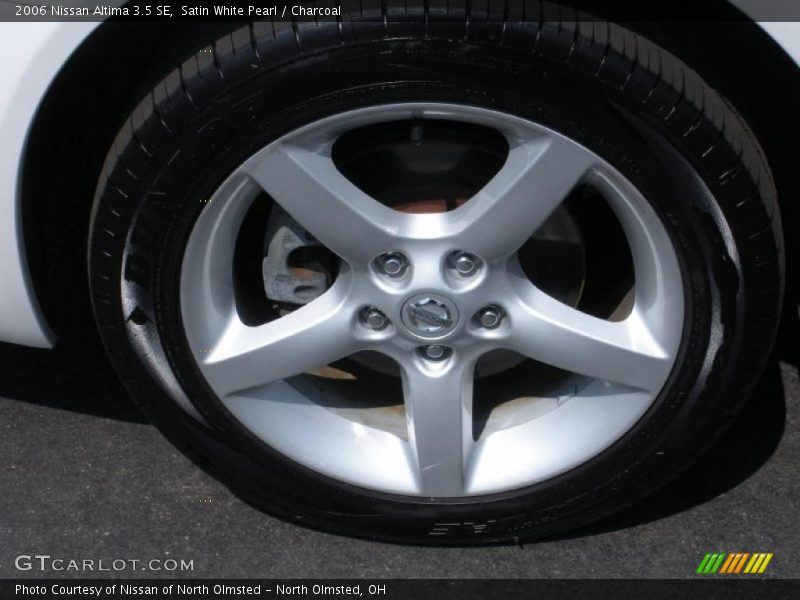 Satin White Pearl / Charcoal 2006 Nissan Altima 3.5 SE
