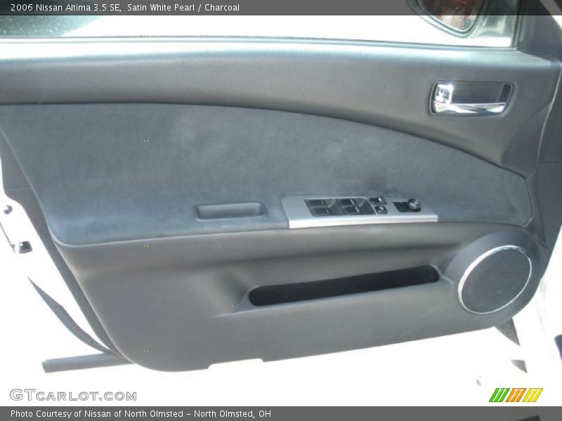 Satin White Pearl / Charcoal 2006 Nissan Altima 3.5 SE