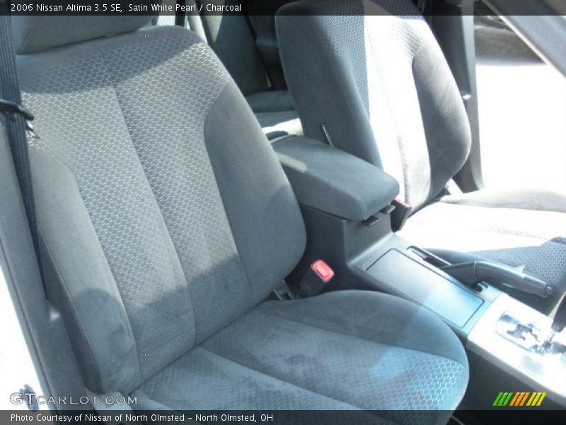 Satin White Pearl / Charcoal 2006 Nissan Altima 3.5 SE