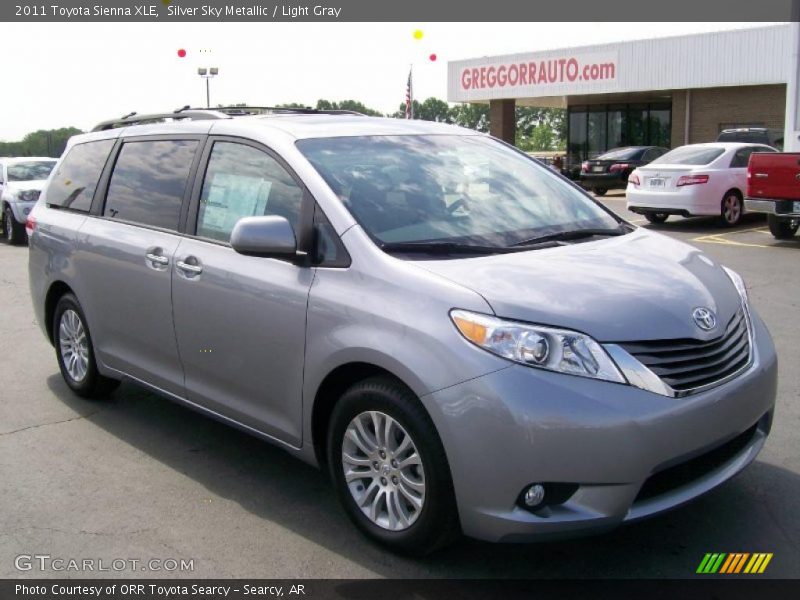 Silver Sky Metallic / Light Gray 2011 Toyota Sienna XLE