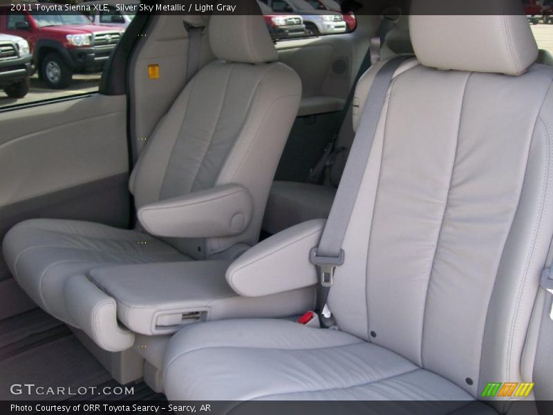 Silver Sky Metallic / Light Gray 2011 Toyota Sienna XLE