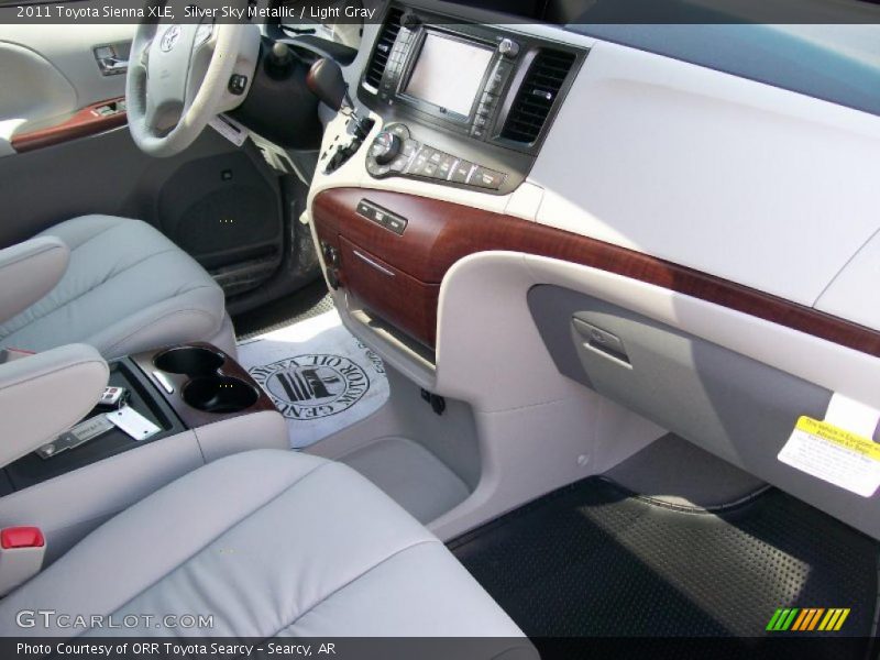 Silver Sky Metallic / Light Gray 2011 Toyota Sienna XLE