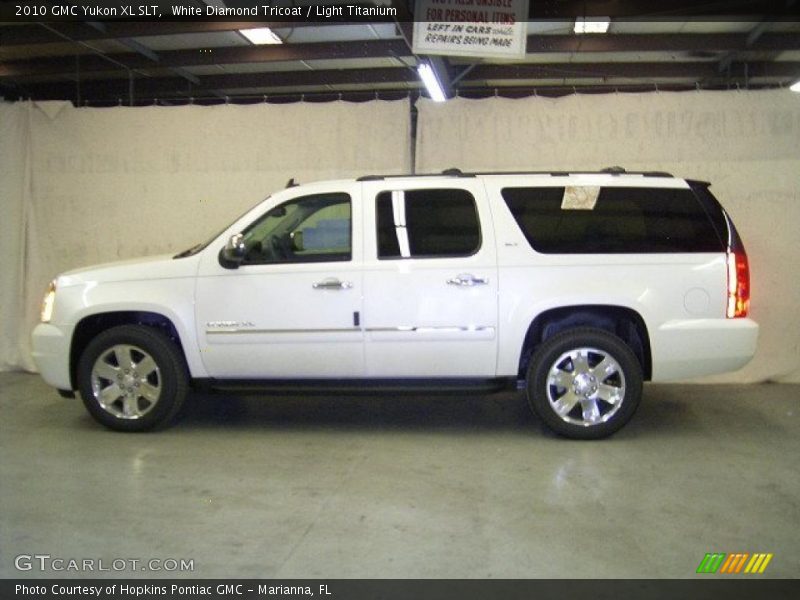 White Diamond Tricoat / Light Titanium 2010 GMC Yukon XL SLT