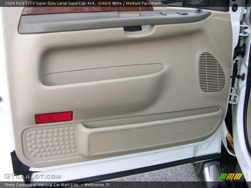 Oxford White / Medium Parchment 2004 Ford F350 Super Duty Lariat SuperCab 4x4