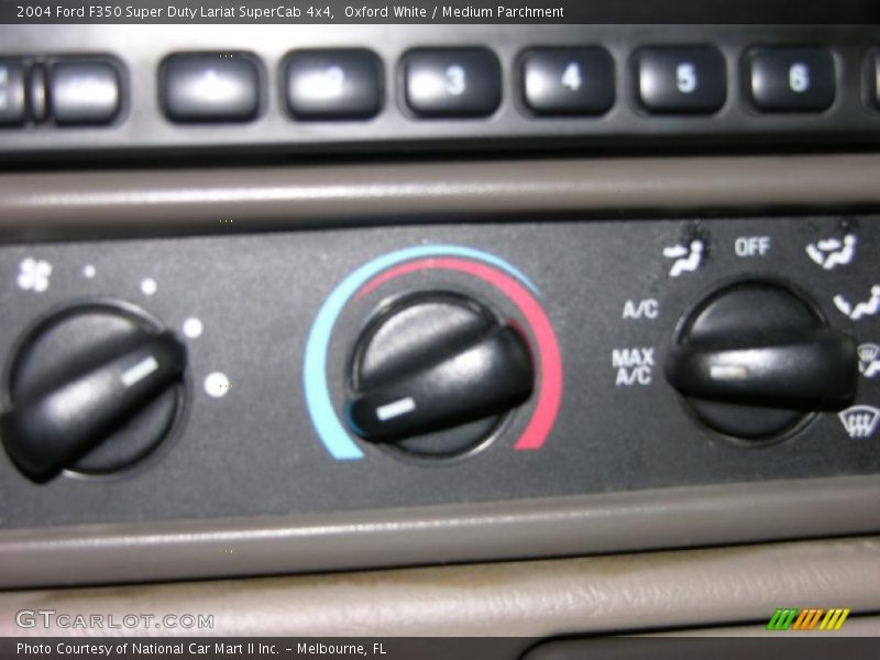 Oxford White / Medium Parchment 2004 Ford F350 Super Duty Lariat SuperCab 4x4