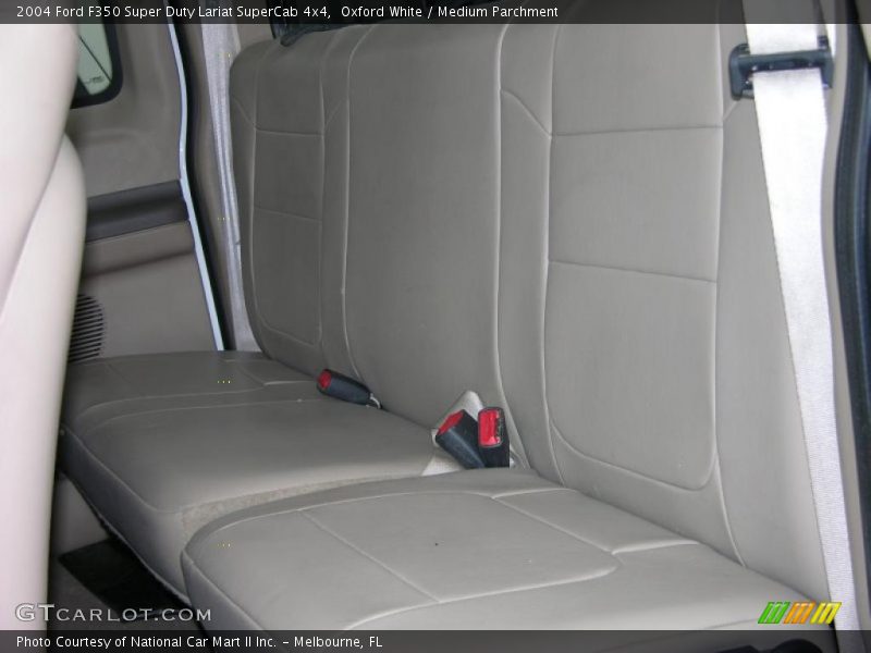 Oxford White / Medium Parchment 2004 Ford F350 Super Duty Lariat SuperCab 4x4