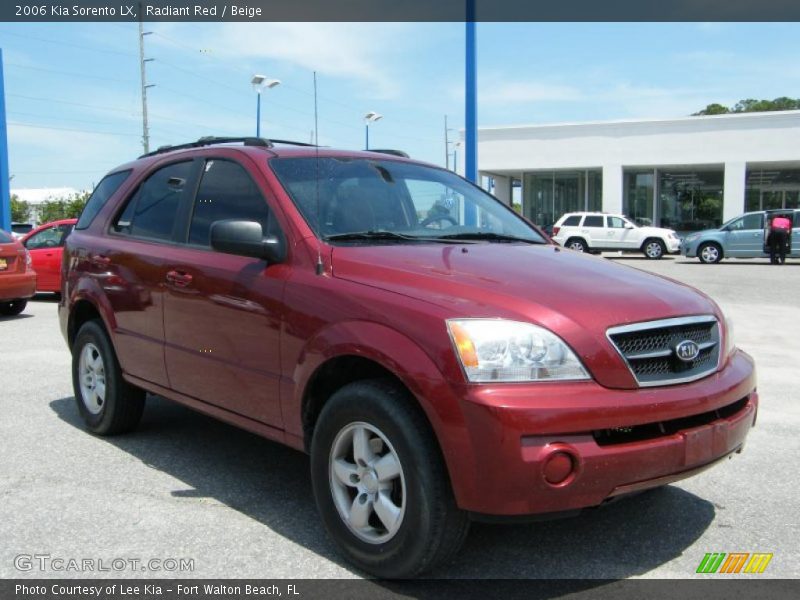 Radiant Red / Beige 2006 Kia Sorento LX
