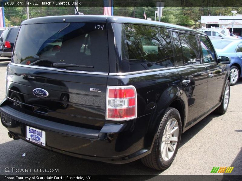 Black / Charcoal Black 2009 Ford Flex SEL