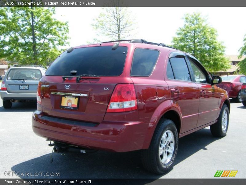 Radiant Red Metallic / Beige 2005 Kia Sorento LX