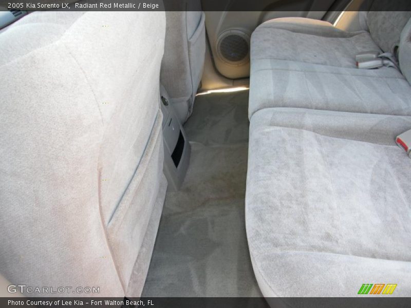 Radiant Red Metallic / Beige 2005 Kia Sorento LX