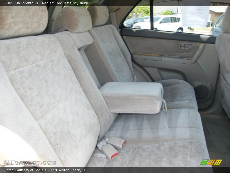 Radiant Red Metallic / Beige 2005 Kia Sorento LX