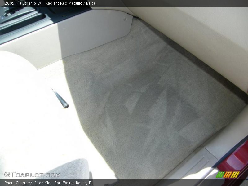 Radiant Red Metallic / Beige 2005 Kia Sorento LX