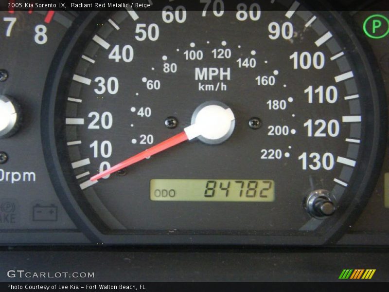 Radiant Red Metallic / Beige 2005 Kia Sorento LX