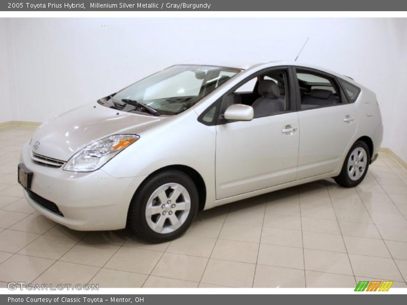 Millenium Silver Metallic / Gray/Burgundy 2005 Toyota Prius Hybrid