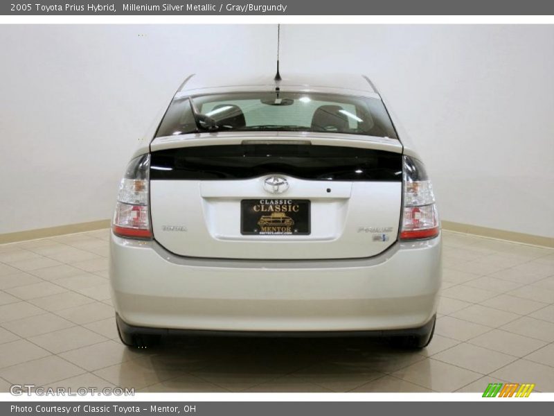 Millenium Silver Metallic / Gray/Burgundy 2005 Toyota Prius Hybrid