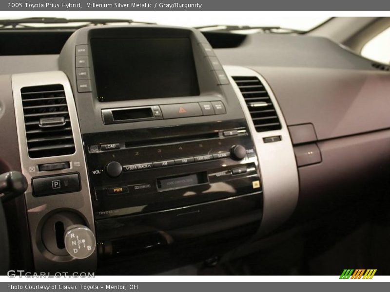 Millenium Silver Metallic / Gray/Burgundy 2005 Toyota Prius Hybrid
