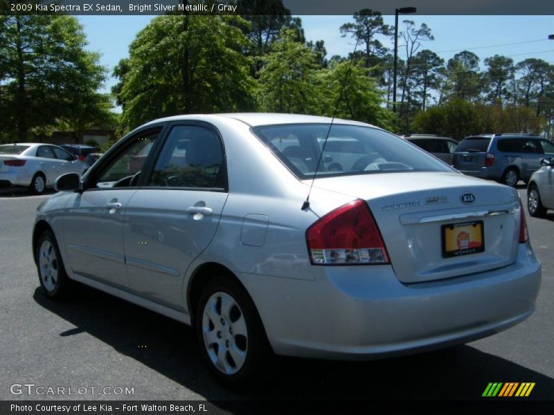 Bright Silver Metallic / Gray 2009 Kia Spectra EX Sedan