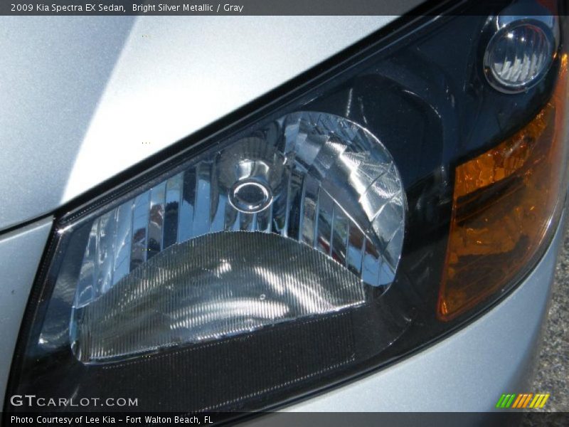 Bright Silver Metallic / Gray 2009 Kia Spectra EX Sedan