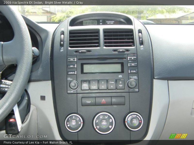 Bright Silver Metallic / Gray 2009 Kia Spectra EX Sedan