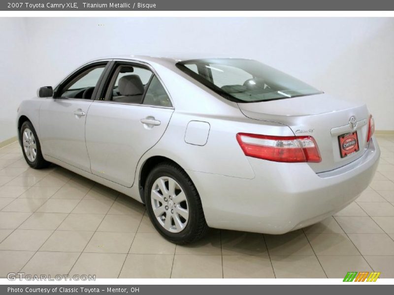 Titanium Metallic / Bisque 2007 Toyota Camry XLE