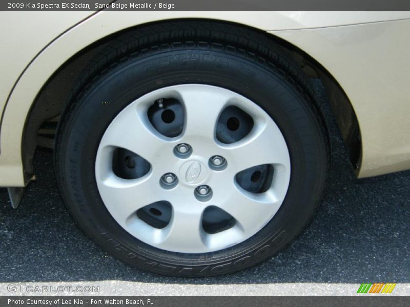 Sand Beige Metallic / Beige 2009 Kia Spectra EX Sedan