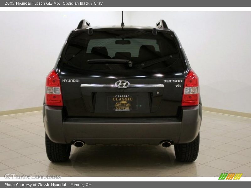 Obsidian Black / Gray 2005 Hyundai Tucson GLS V6