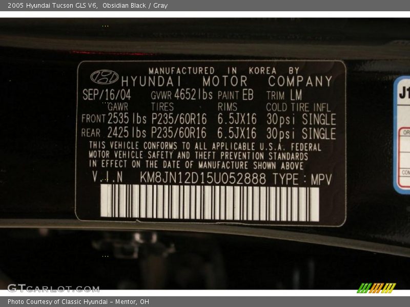 Obsidian Black / Gray 2005 Hyundai Tucson GLS V6