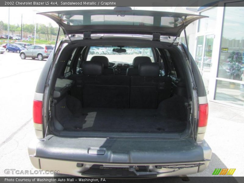 Sandalwood Metallic / Graphite 2002 Chevrolet Blazer LS 4x4