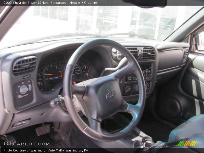 Sandalwood Metallic / Graphite 2002 Chevrolet Blazer LS 4x4