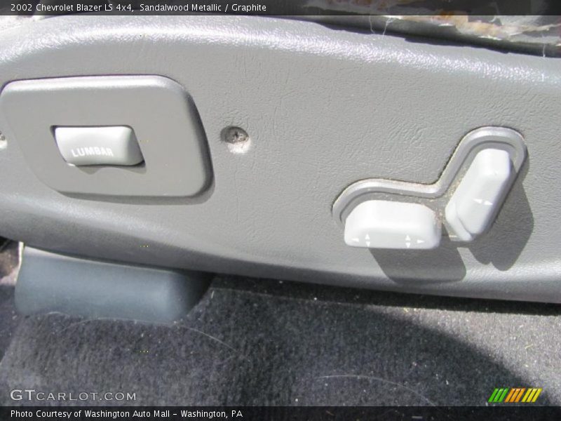 Sandalwood Metallic / Graphite 2002 Chevrolet Blazer LS 4x4