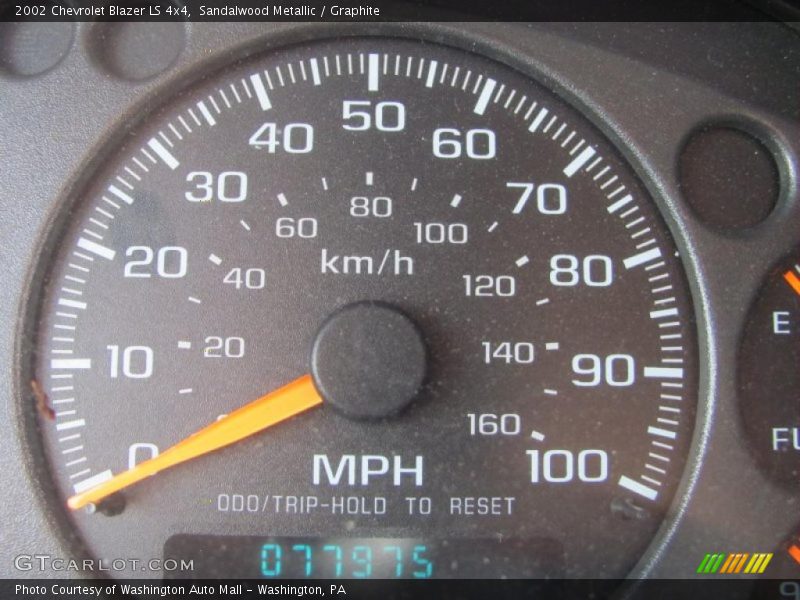 Sandalwood Metallic / Graphite 2002 Chevrolet Blazer LS 4x4