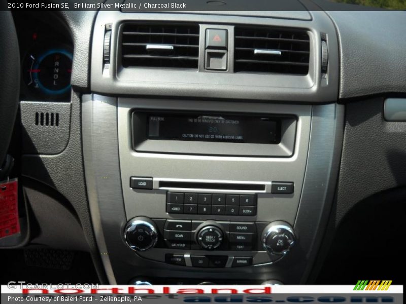 Brilliant Silver Metallic / Charcoal Black 2010 Ford Fusion SE