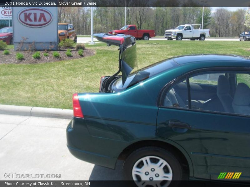 Clover Green / Beige 2001 Honda Civic LX Sedan