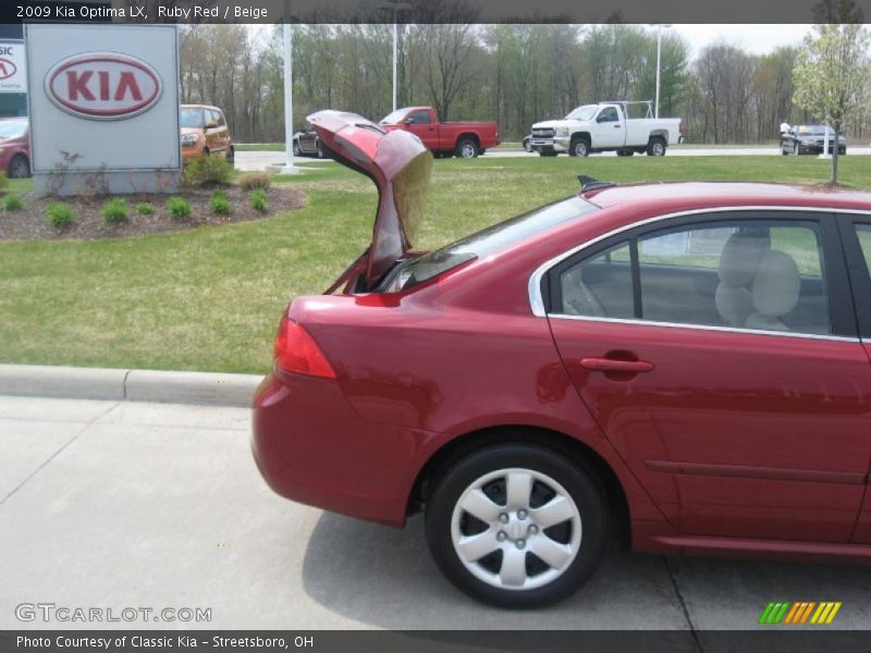 Ruby Red / Beige 2009 Kia Optima LX