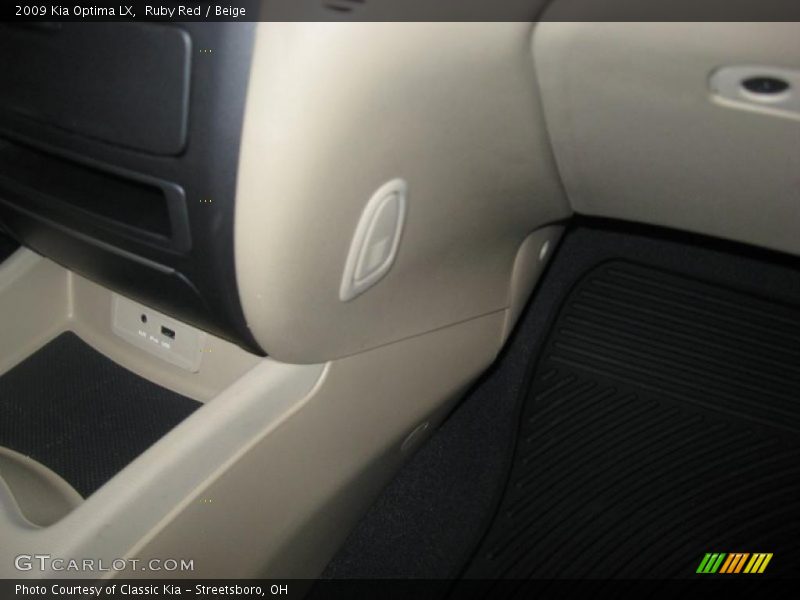 Ruby Red / Beige 2009 Kia Optima LX