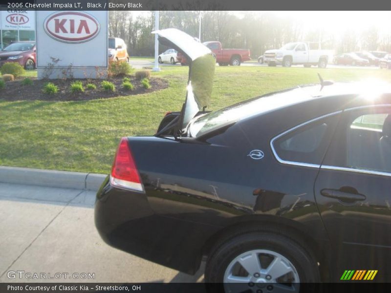 Black / Ebony Black 2006 Chevrolet Impala LT