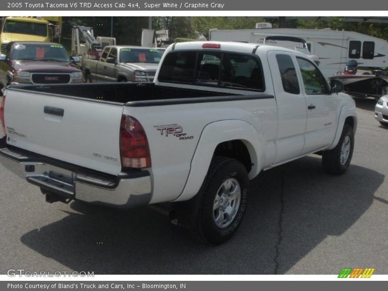 Super White / Graphite Gray 2005 Toyota Tacoma V6 TRD Access Cab 4x4