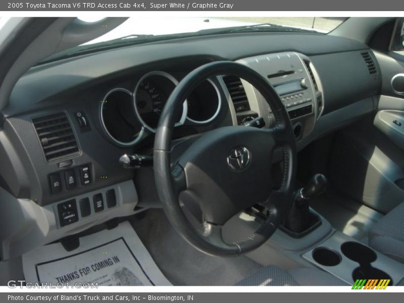 Super White / Graphite Gray 2005 Toyota Tacoma V6 TRD Access Cab 4x4