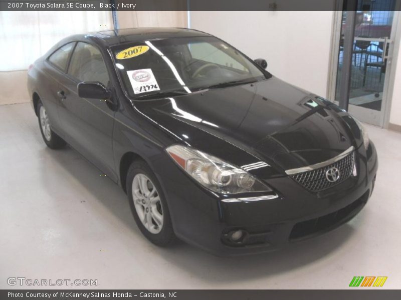 Black / Ivory 2007 Toyota Solara SE Coupe