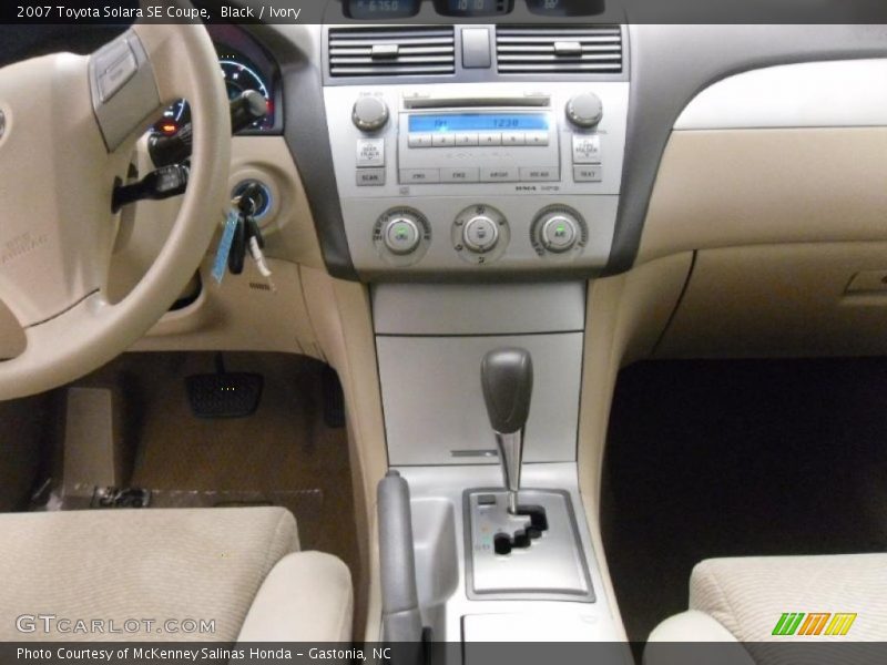 Black / Ivory 2007 Toyota Solara SE Coupe