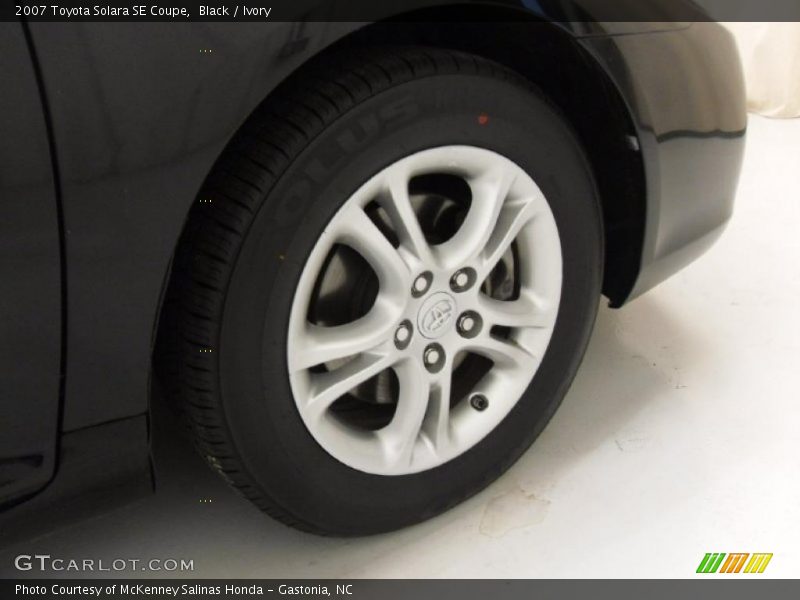 Black / Ivory 2007 Toyota Solara SE Coupe