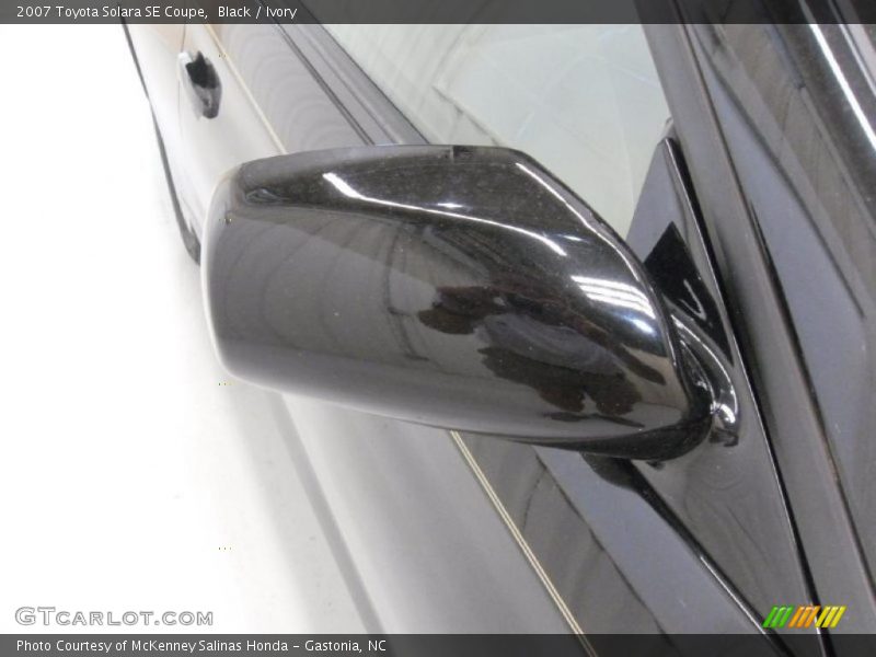 Black / Ivory 2007 Toyota Solara SE Coupe