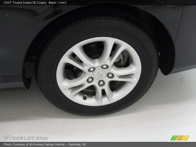 Black / Ivory 2007 Toyota Solara SE Coupe